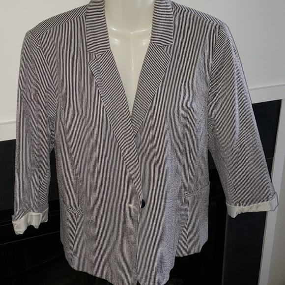 worthington, I American Eagle, British Khaki - Picture 2 of 4